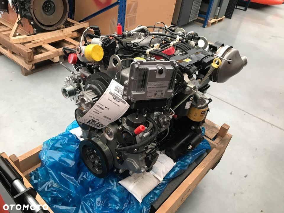 Silnik Caterpillar C3.4 Perkins 854E -E34TA C 3.4B 102 KM - 4