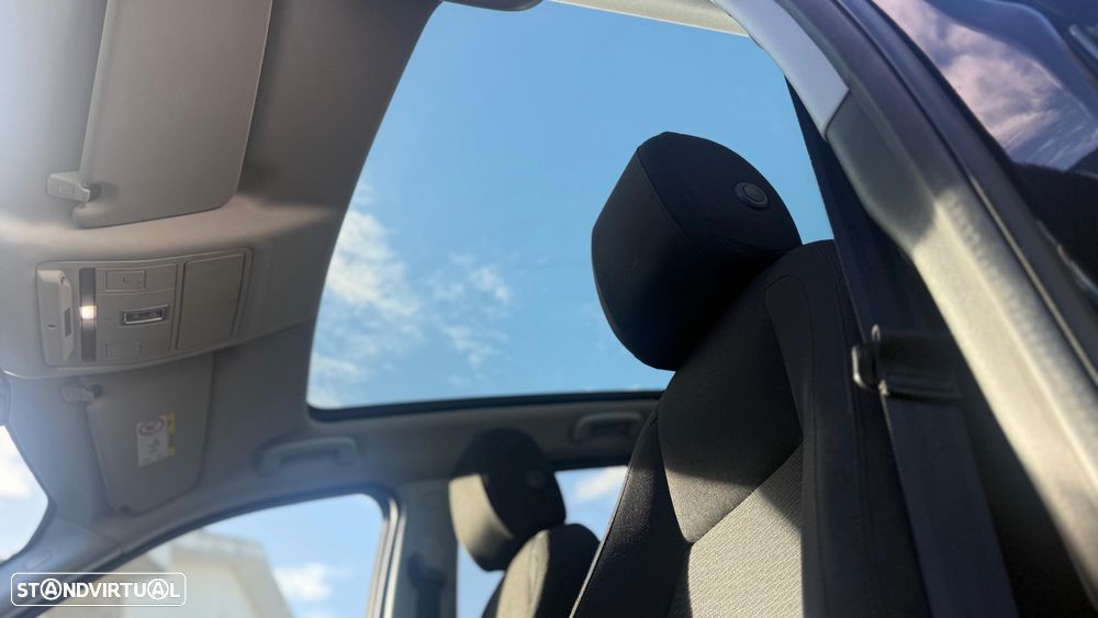 Land Rover Discovery Sport 2.0 eD4 SE - 12