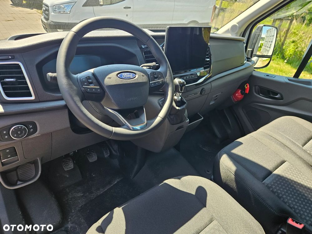 Ford Transit - 10