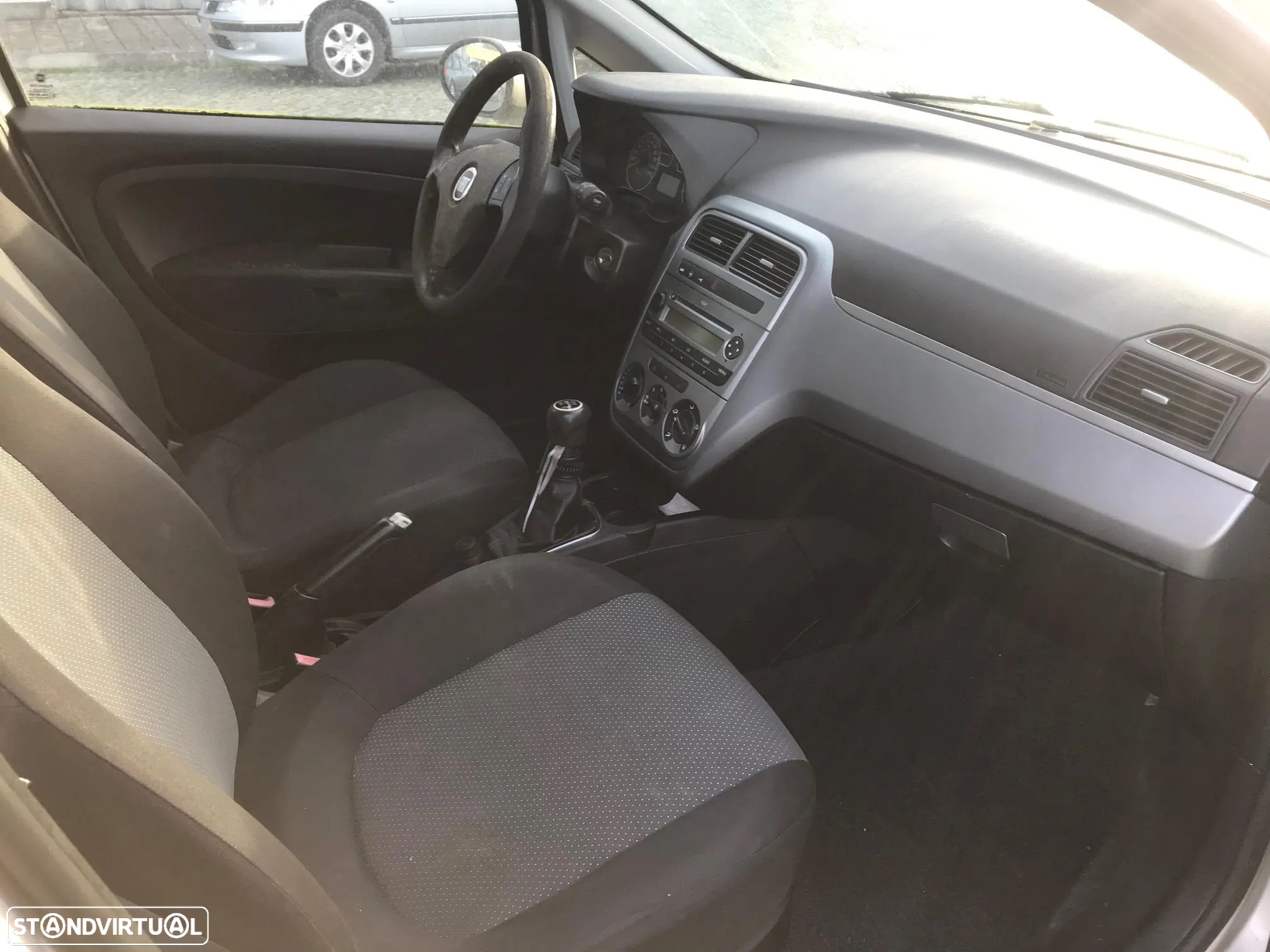 Fiat Punto Evo 1.2 5P 2010 - Para Peças - 9
