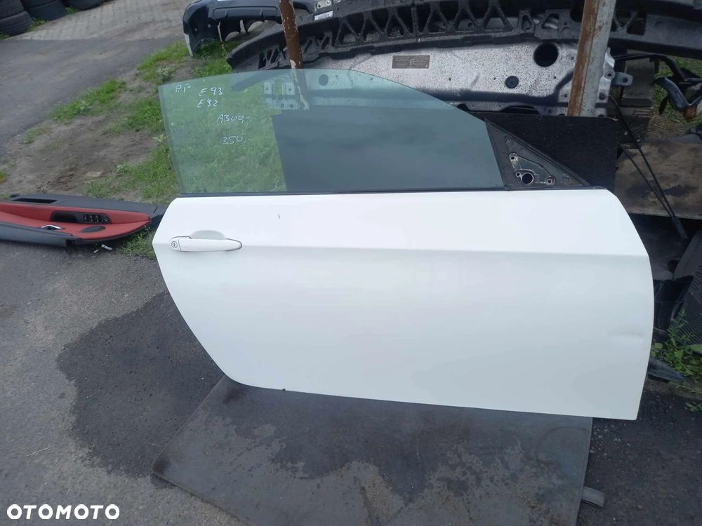 DRZWI DO BMW E93 E92 PRAWY PRZÓD KOLOR A300 LEKKA WGNIOTKA - 1
