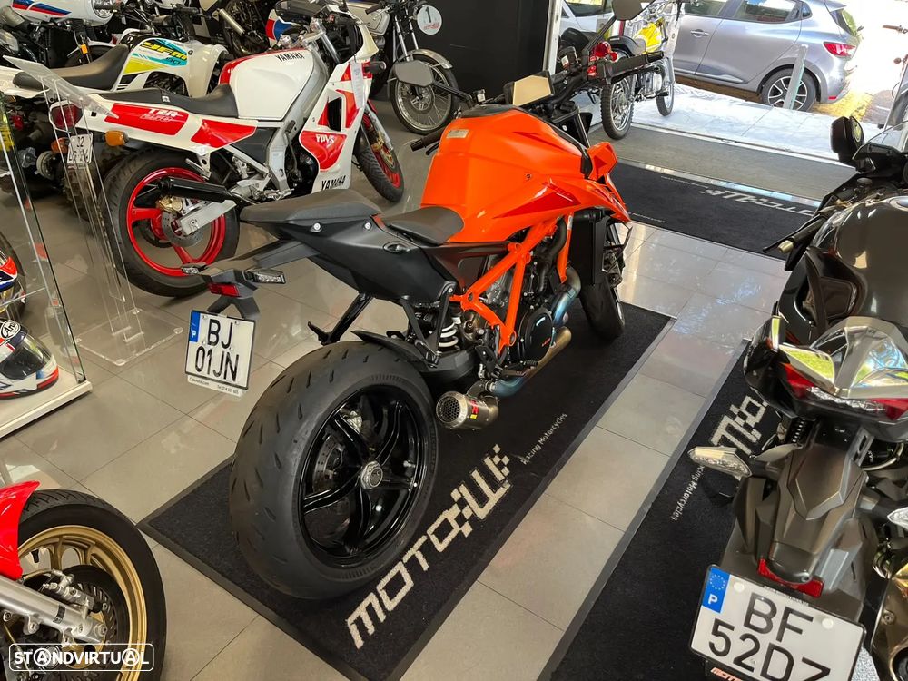 KTM 1390 Super Duke R R - 3