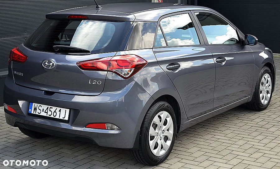 Hyundai i20 1.2 BlueDrive Classic + - 6