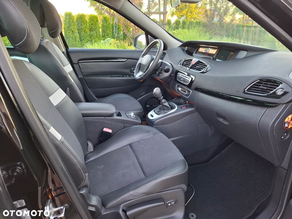 Renault Scenic TCe 130 Bose Edition - 38