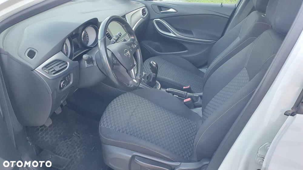 Opel Astra - 12