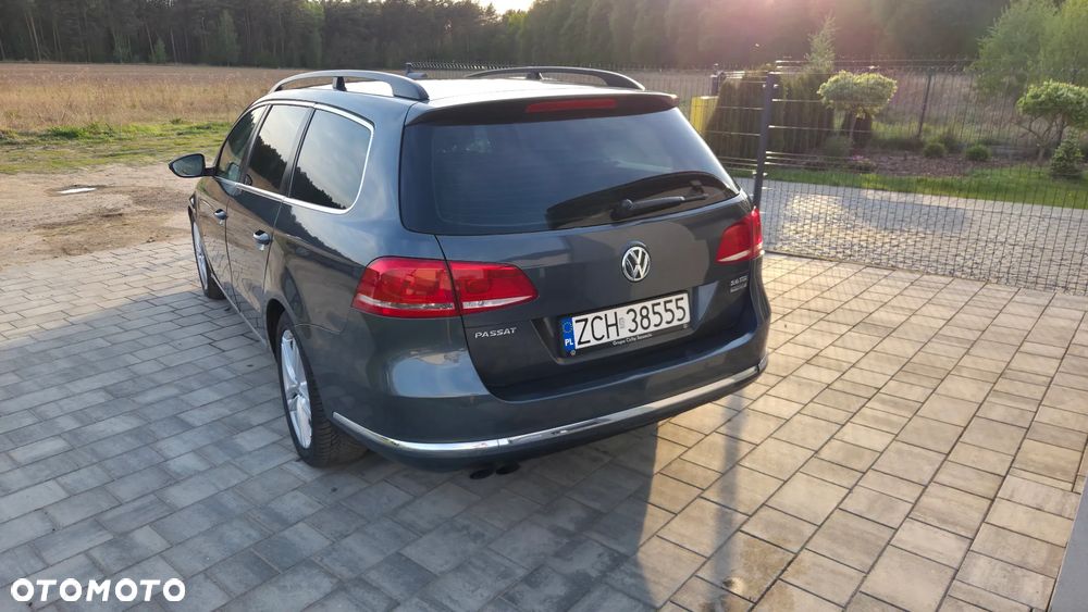 Volkswagen Passat 2.0 TDI Comfortline - 4