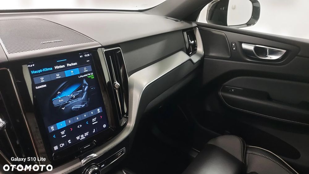 Volvo XC 60 B4 D Geartronic RDesign - 20