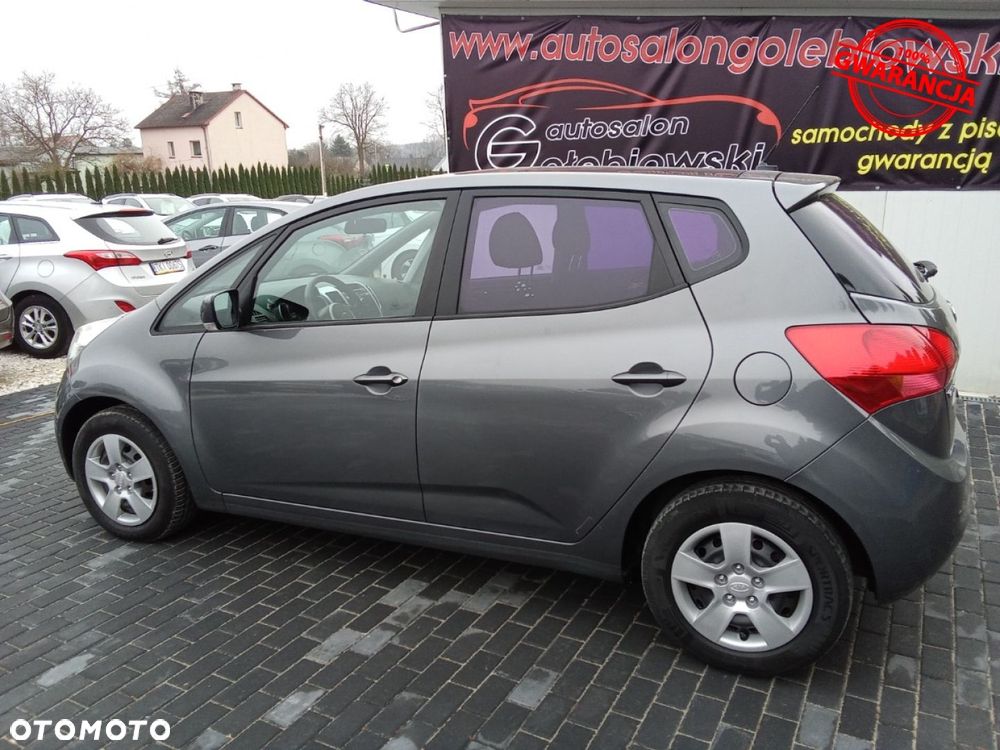Kia Venga - 14