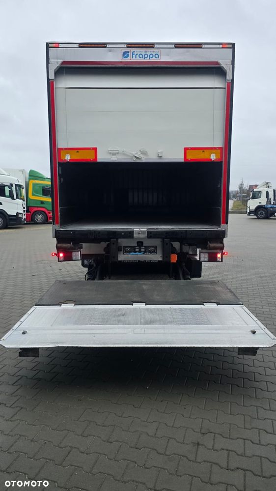 Scania R400 Euro 5 6x2 kontener izoterma 22 palety winda import NL! niski przebieg! super stan! - 18