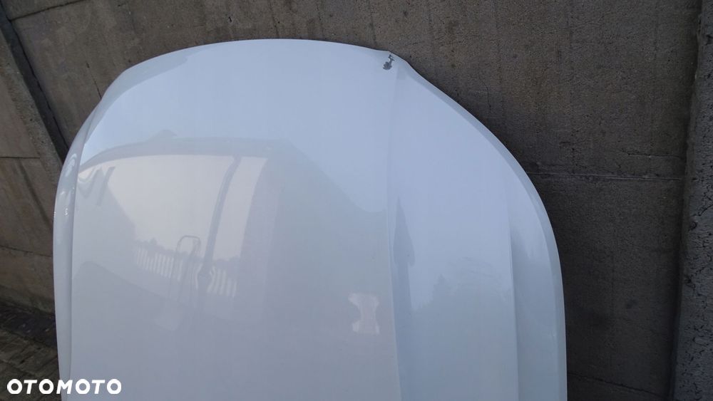 volvo xc40 - maska - 3