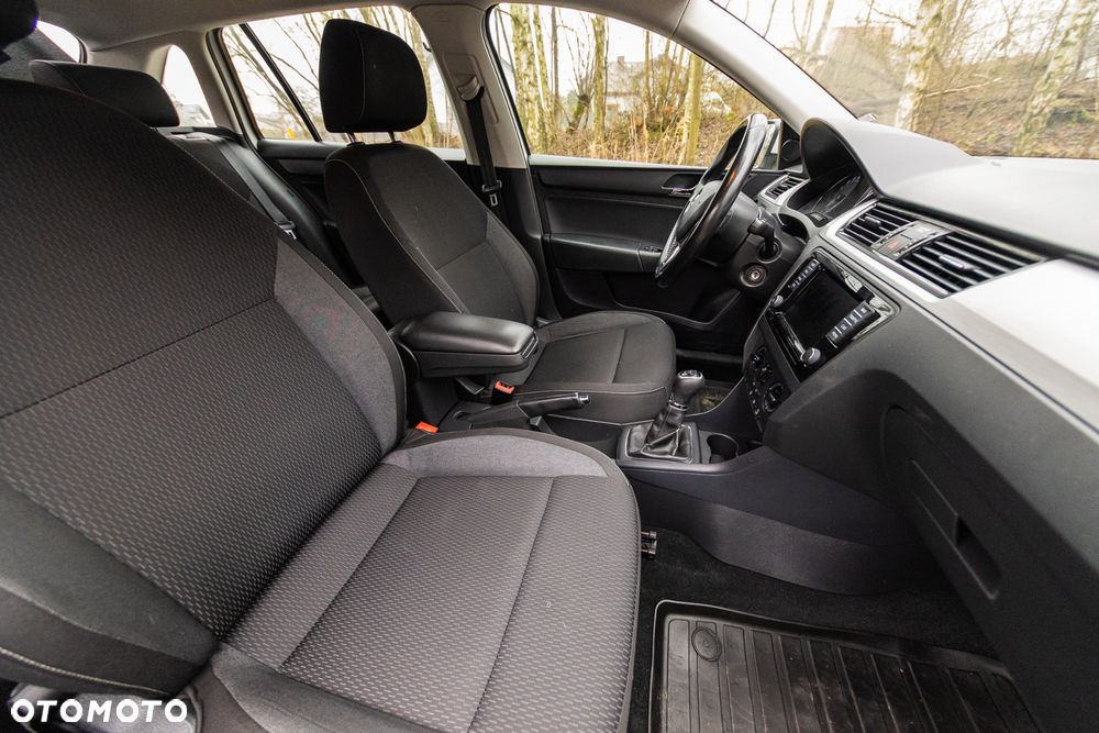 Skoda RAPID 1.4 TDI DPF Active - 19