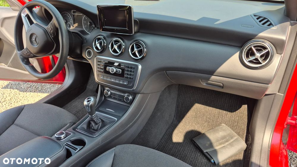 Mercedes-Benz Klasa A 180 (BlueEFFICIENCY) AMG Sport - 21