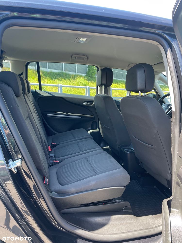 Opel Zafira - 23