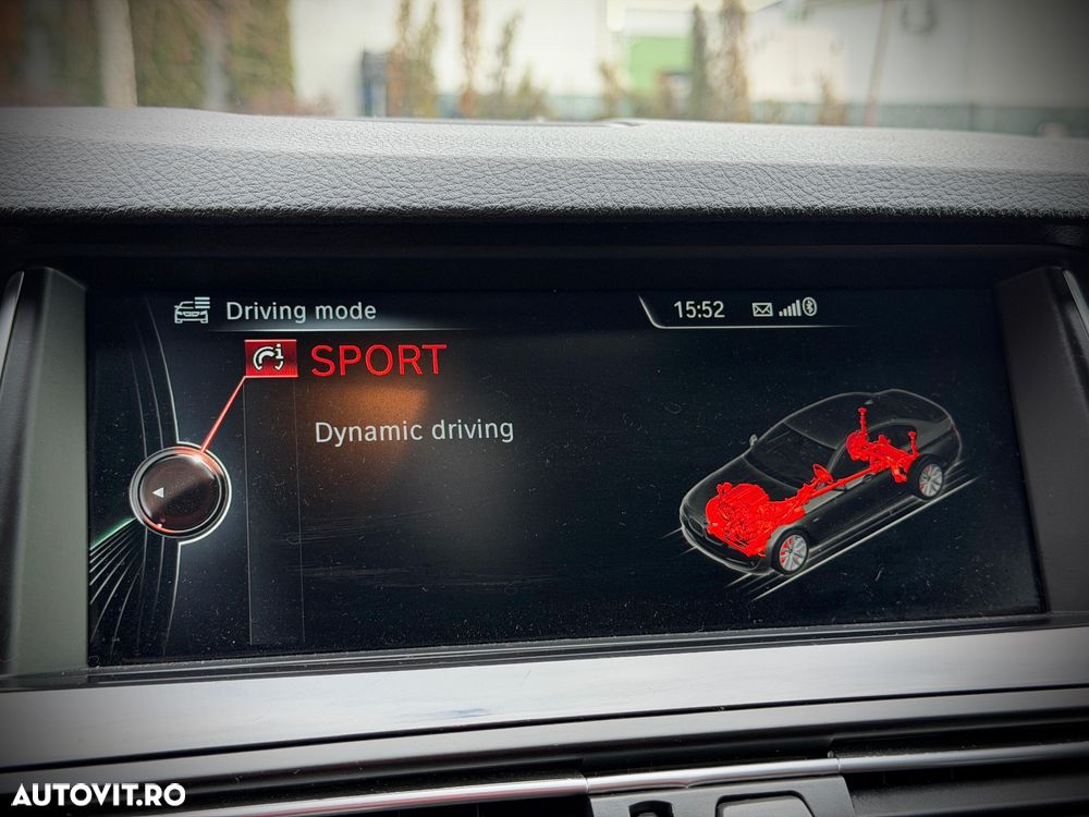 BMW Seria 5 520d Aut. M Sport Edition - 33