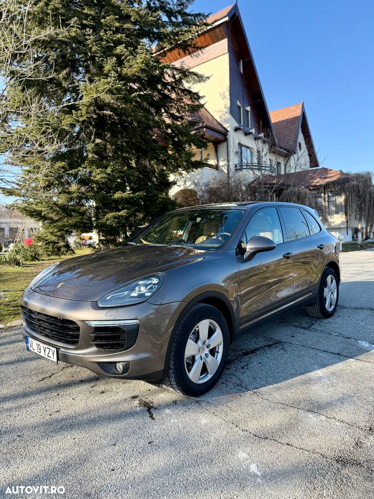 Porsche Cayenne - 16
