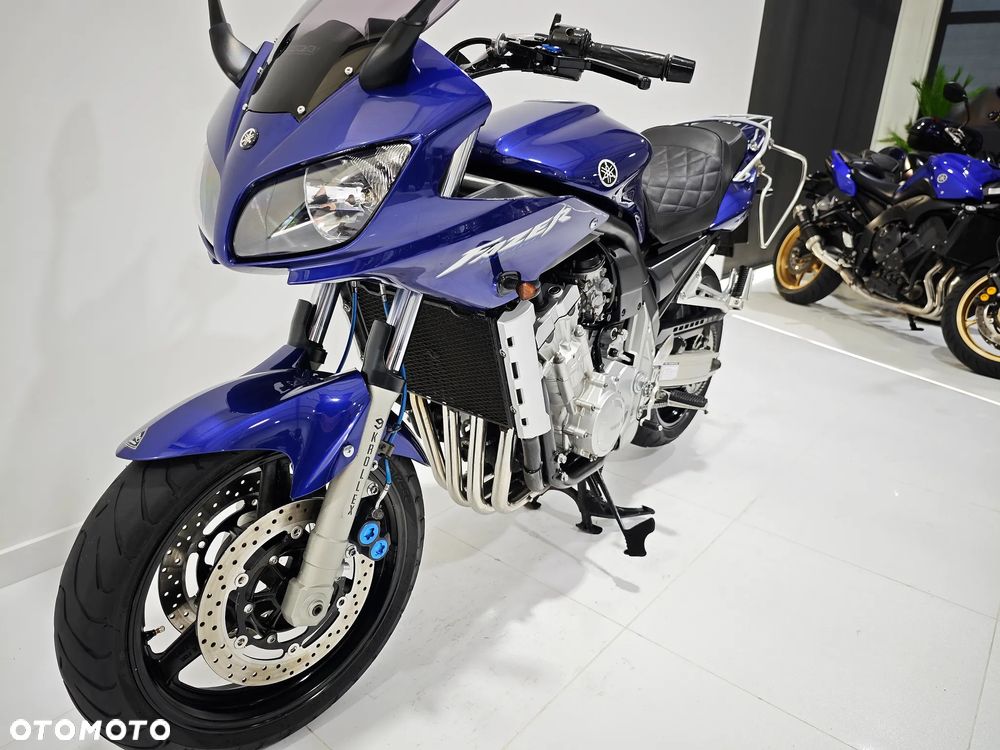 Yamaha FZS - 12