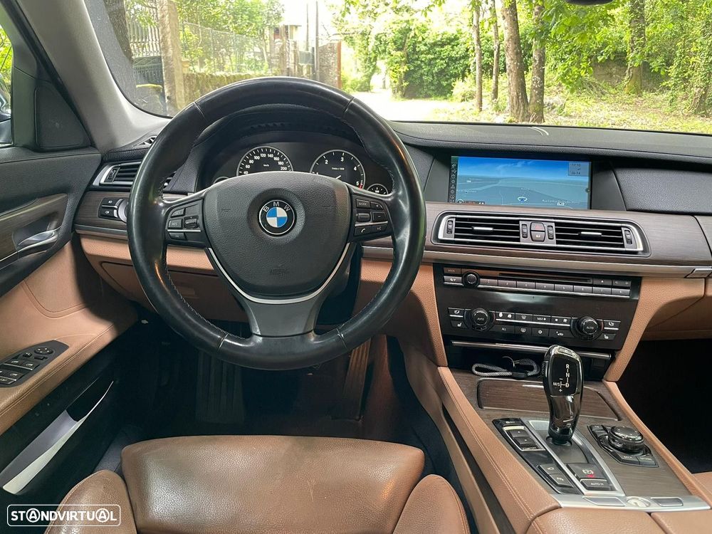BMW 740 d - 20
