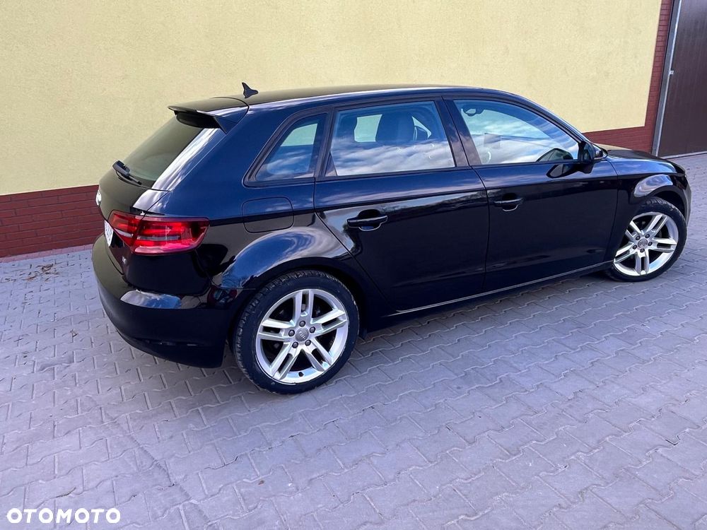 Audi A3 Sportback 2.0 TDI Attraction - 3