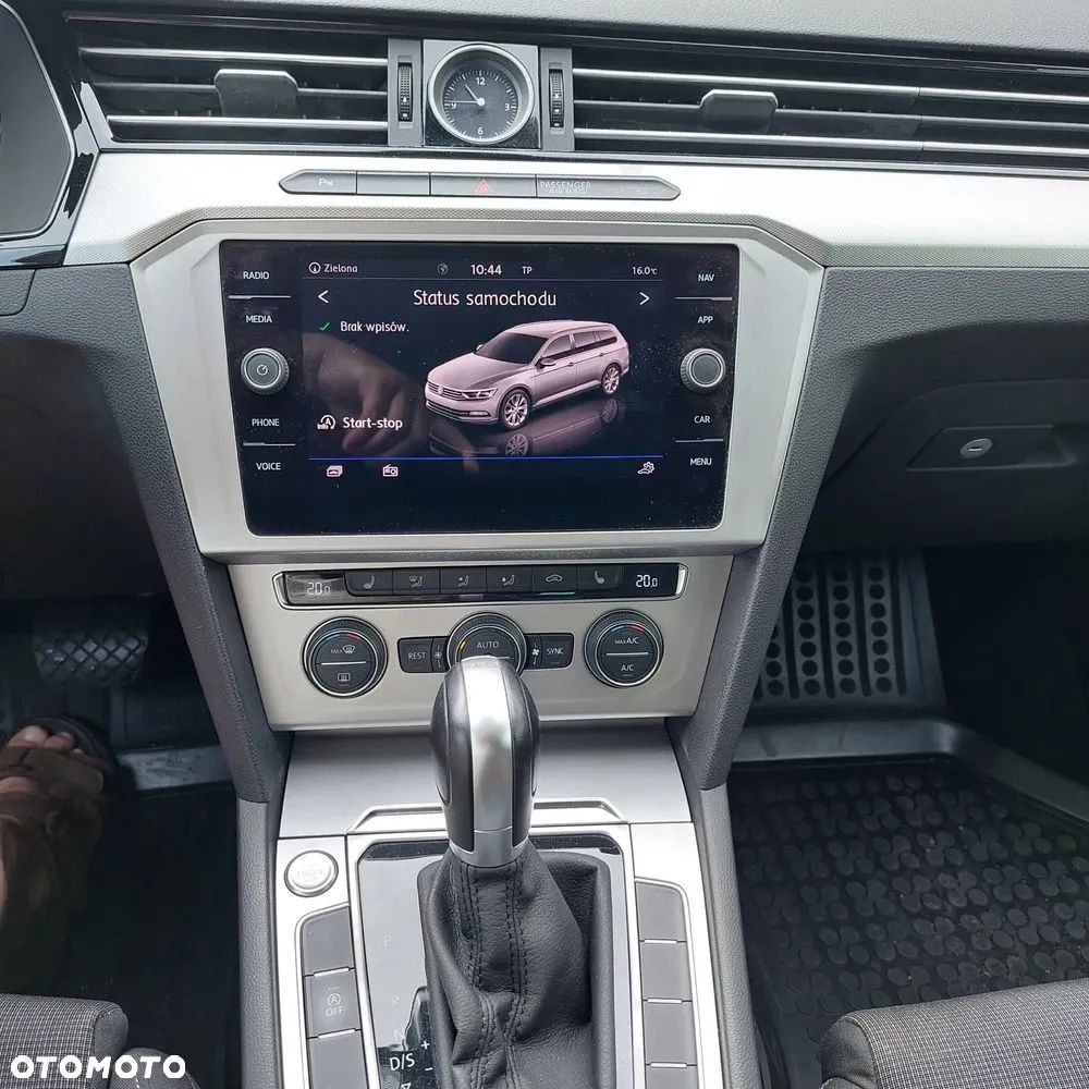 Volkswagen Passat 2.0 TDI BMT Comfortline DSG - 13