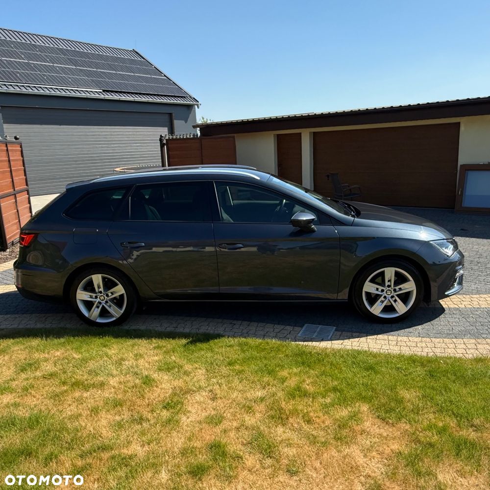 Seat Leon 1.5 eTSI FR DSG - 3