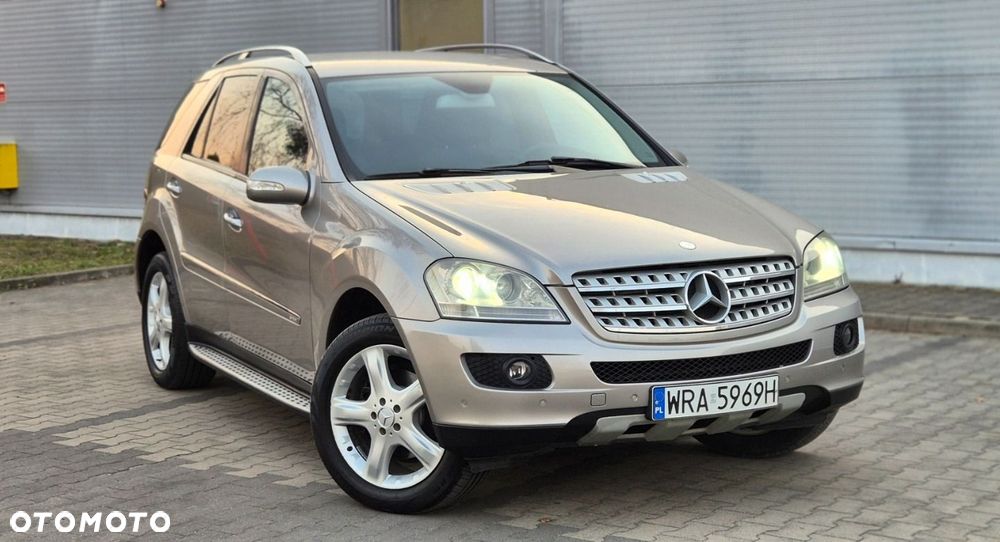 Mercedes-Benz ML 320 CDI 4Matic 7G-TRONIC Edition 10 - 17