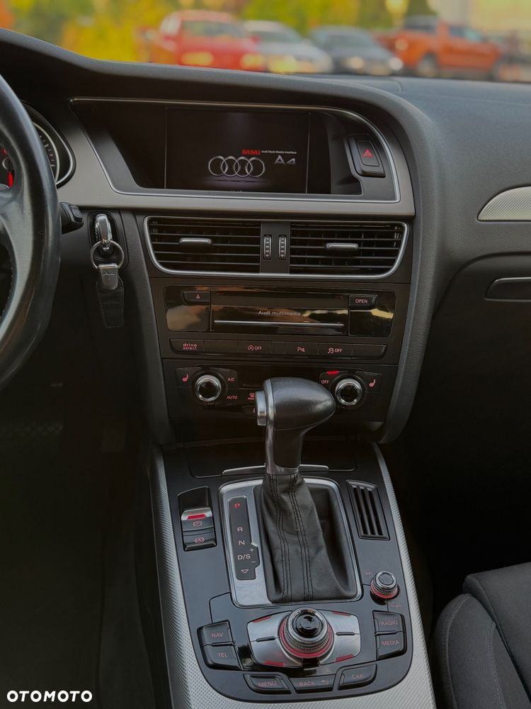 Audi A4 2.0 TDI Multitronic - 9