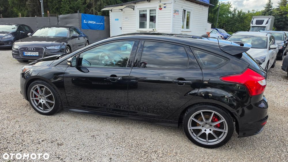 Ford Focus 2.0 EcoBoost ST mit Leder-Exclusiv-Paket - 15
