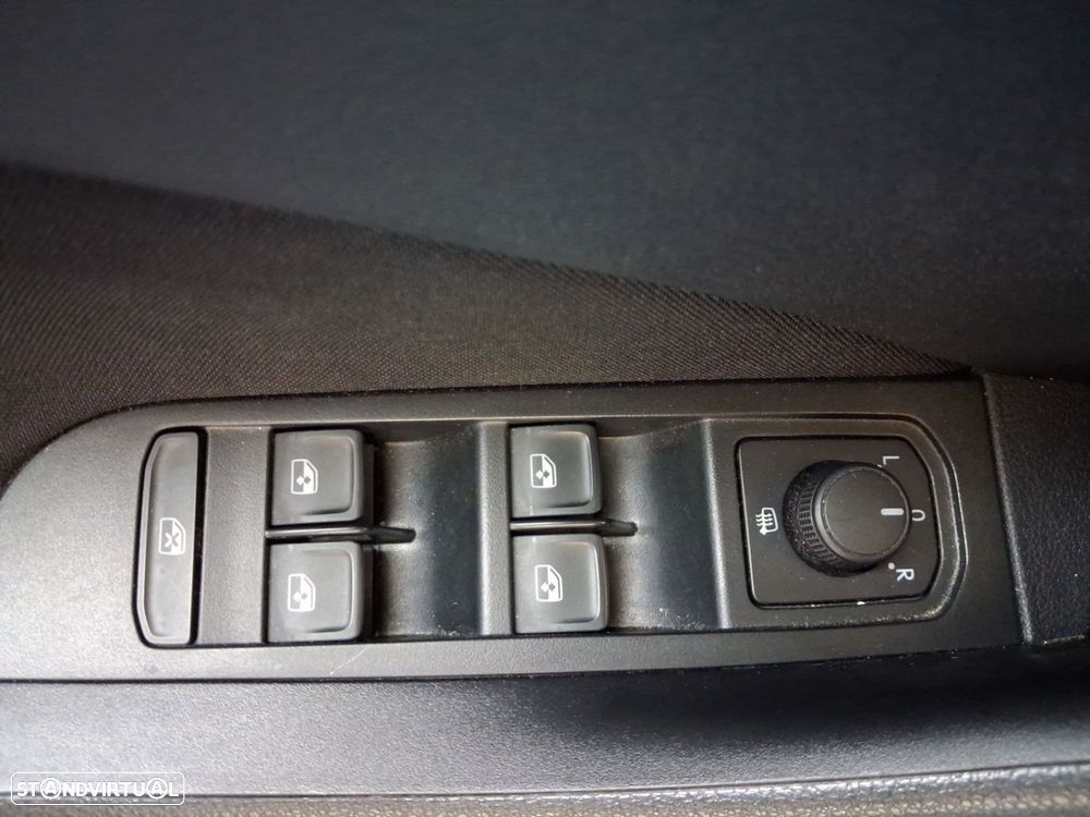 Skoda Kamiq 1.0 TSI DSG - 10