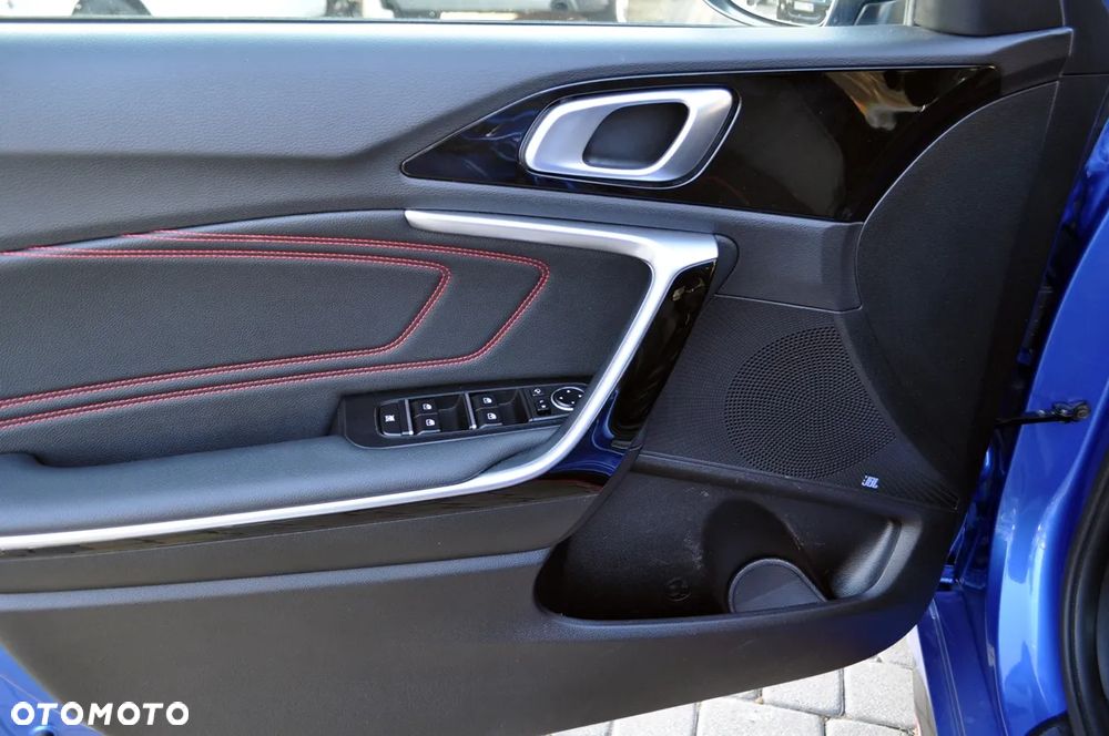 Kia ProCeed 1.6 T-GDI DCT7 OPF GT - 18