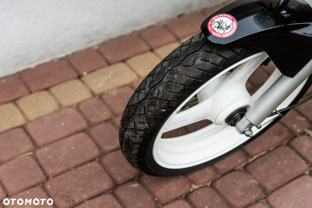 Suzuki GS - 9