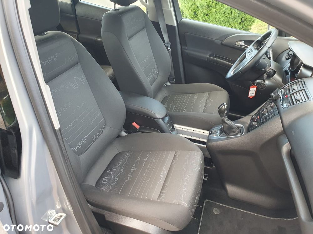 Opel Meriva 1.4 Enjoy - 33