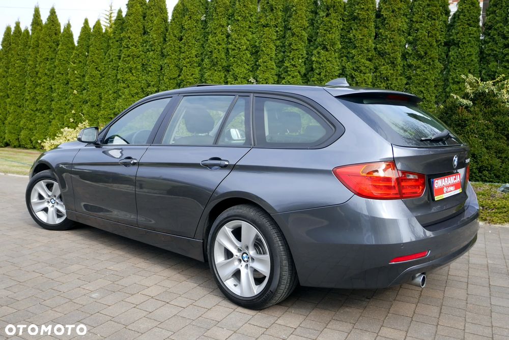 BMW Seria 3 318d - 9