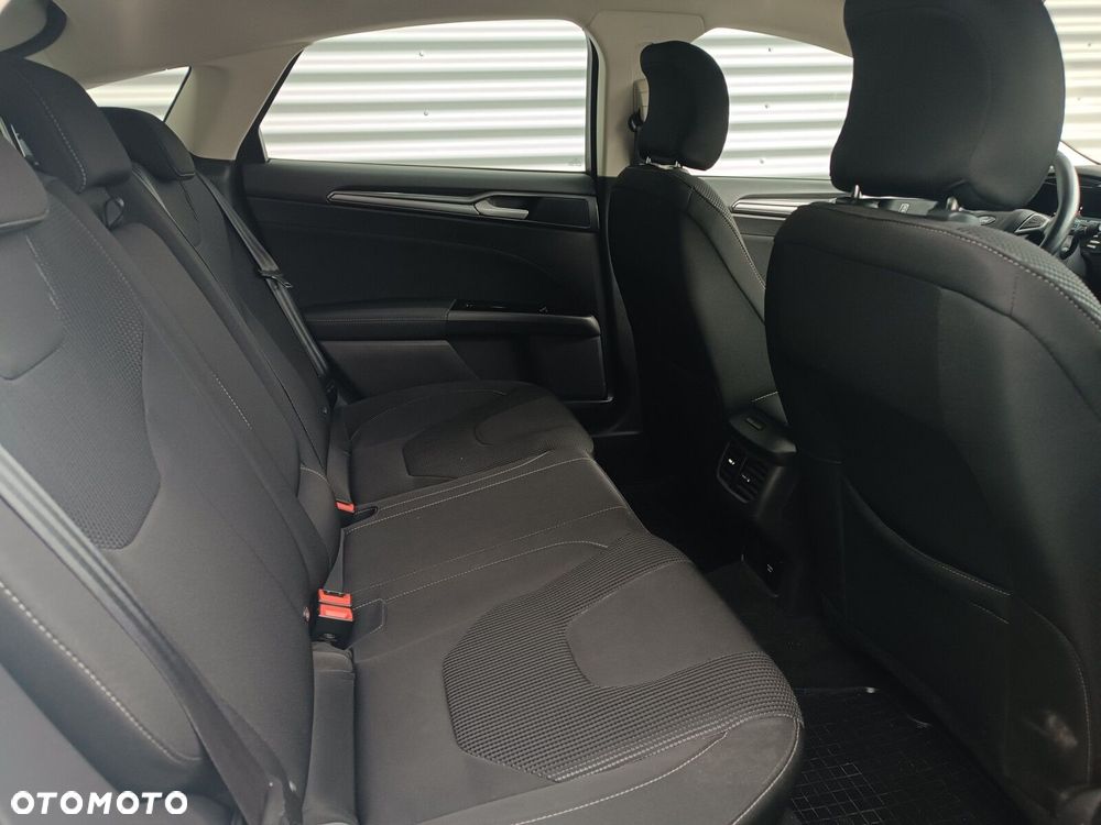 Ford Mondeo 2.0 EcoBlue Titanium - 33