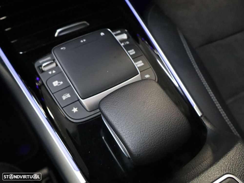 Mercedes-Benz GLA 250 e AMG Line - 28