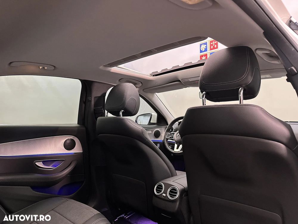 Mercedes-Benz E 300 de 4MATIC Aut. - 23