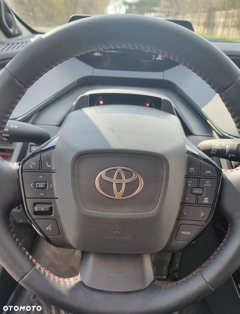 Toyota Prius Hybrid Executive - 7