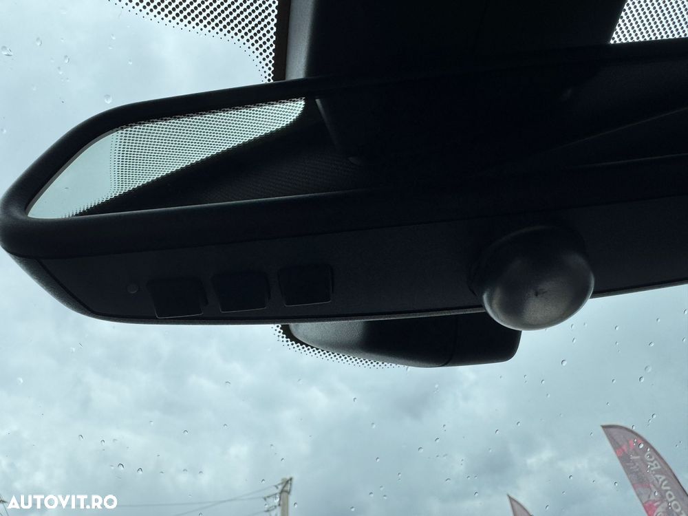 BMW Seria 5 525d xDrive AT - 20