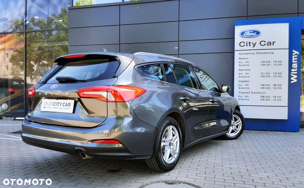 Ford Focus 1.0 EcoBoost Trend Edition - 17