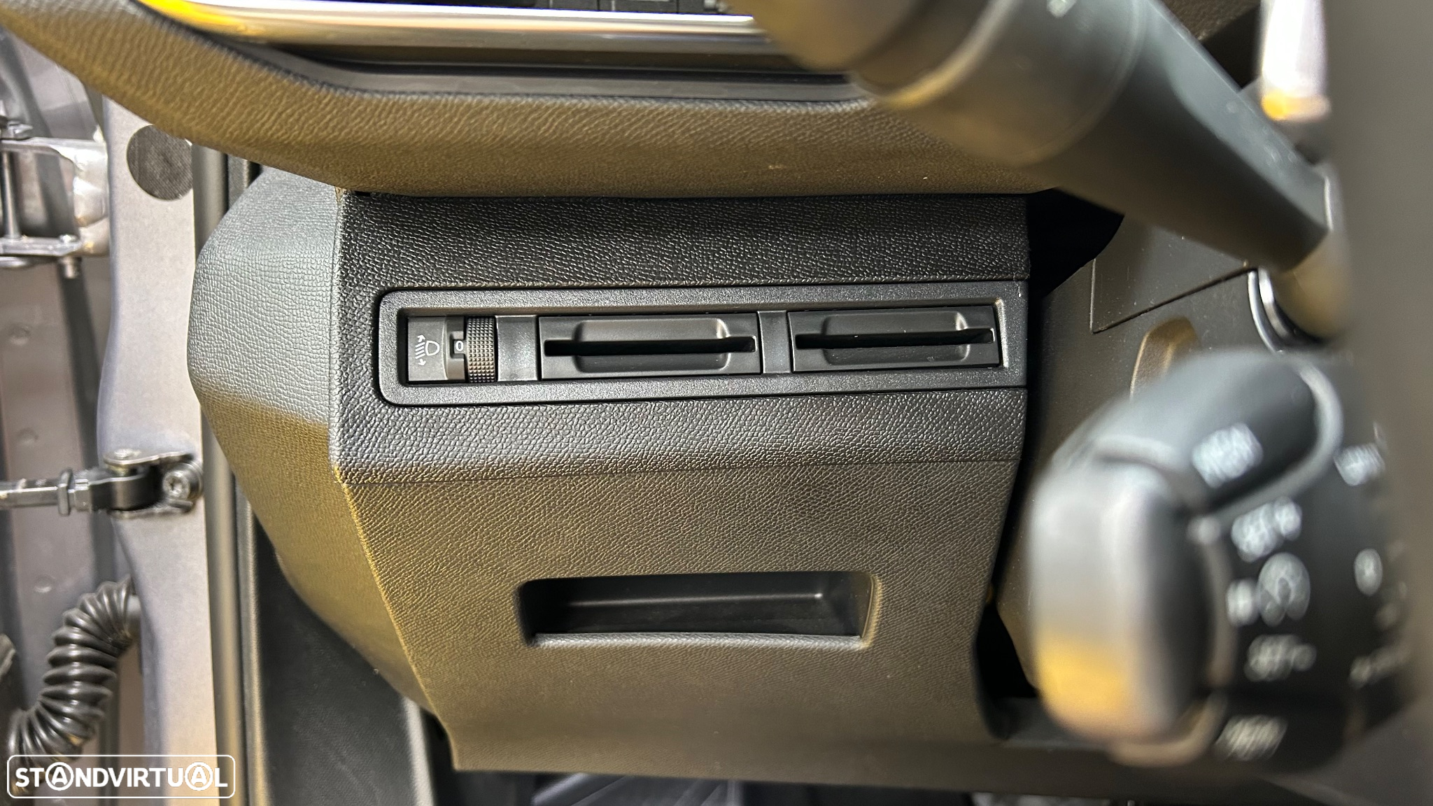 Peugeot 3008 PureTech 130 Stop & Start EAT6 Allure - 15