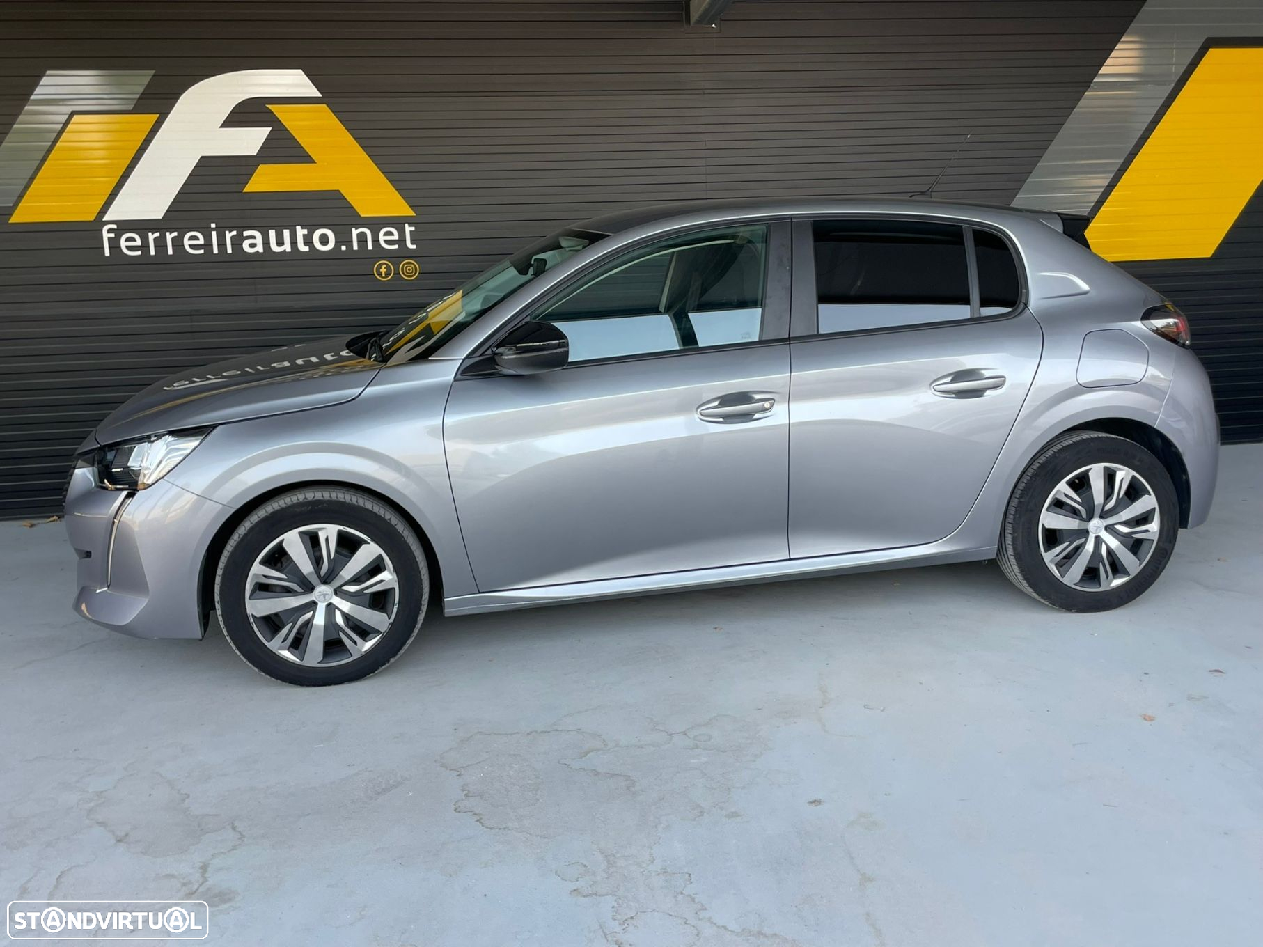 Peugeot 208 1.2 PureTech Active Pack - 4