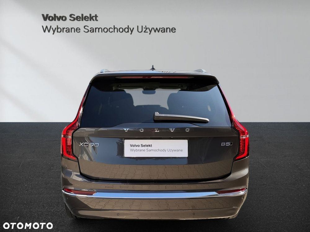 Volvo XC 90 - 8