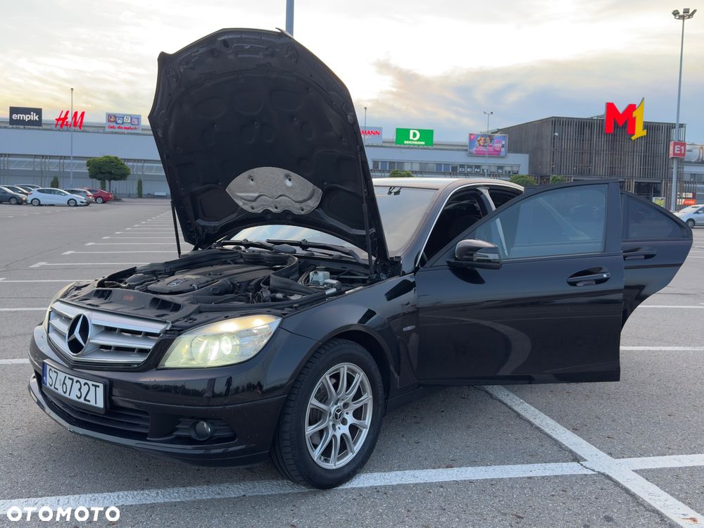 Mercedes-Benz Klasa C 180 CGI Automatik BlueEFFICIENCY - 10