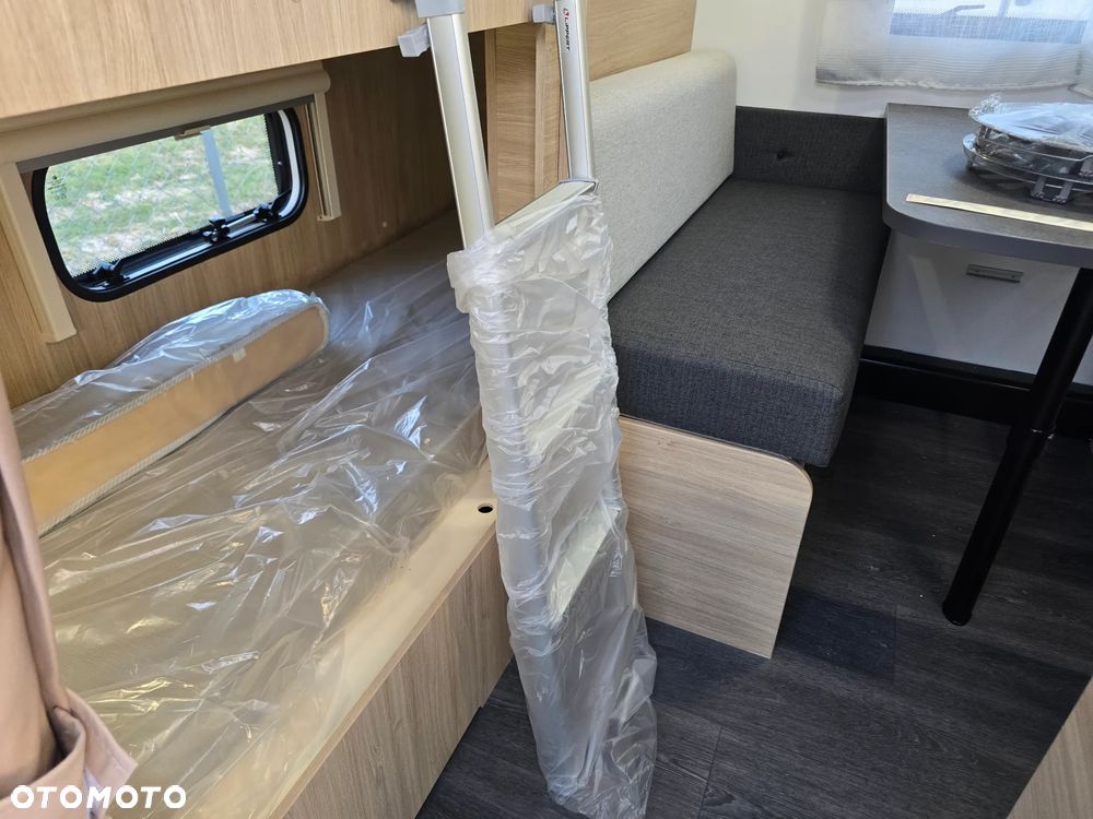 Caravelair 426 alba 1150dmc 3 sypialnie PIĘTRUS hobby adria knaus - 36
