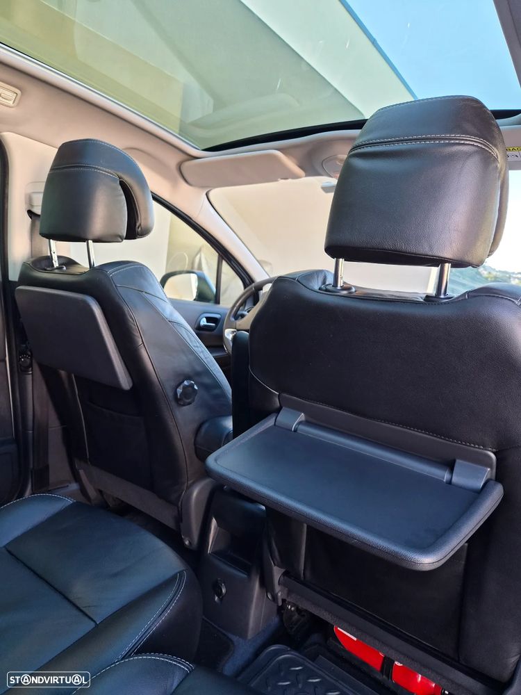 Peugeot 5008 1.6 E-HDi 7L Allure 2-Tronic - 13