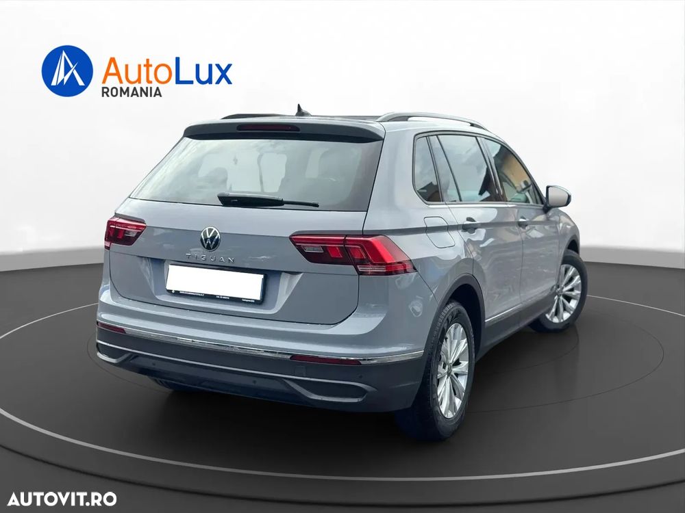 Volkswagen Tiguan ver-2-0-tdi-dsg-life - 3
