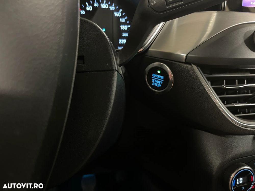 Ford Focus 1.5 EcoBlue Titanium - 23