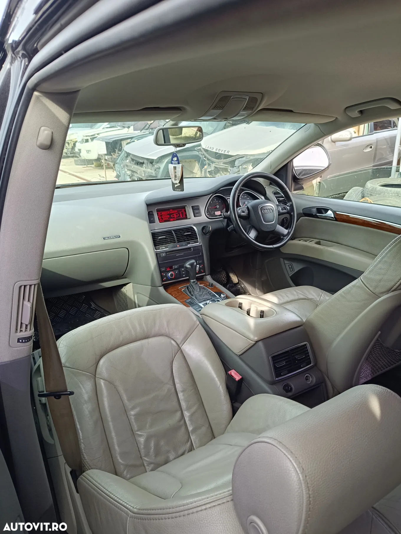 Dezmembrez Audi Q7 3.0tdi BUG fabricație 2007 - 5