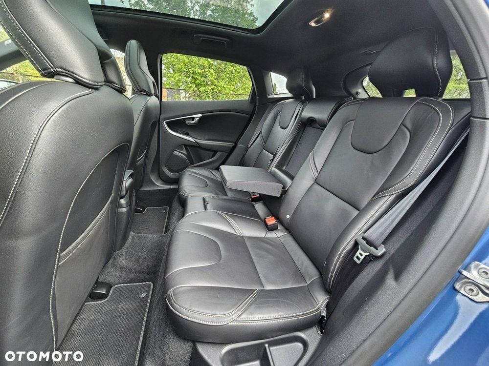 Volvo V40 T2 RDesign - 22