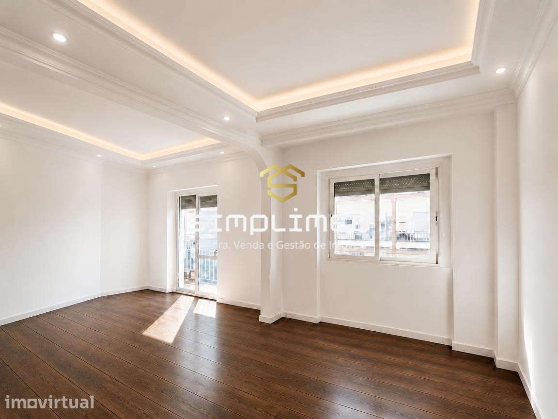 Apartamento T2 totalmente remodelado Amora