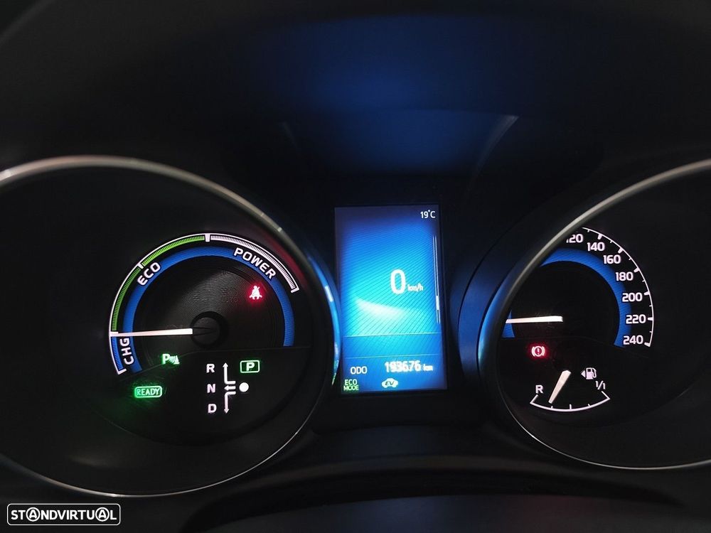 Toyota Auris Touring Sports 1.8 HSD Exclusive+Navi - 22